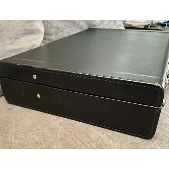 Vintage Sears Briefcase, Black 1950s with Key and Original Box - Picture 8 of 8